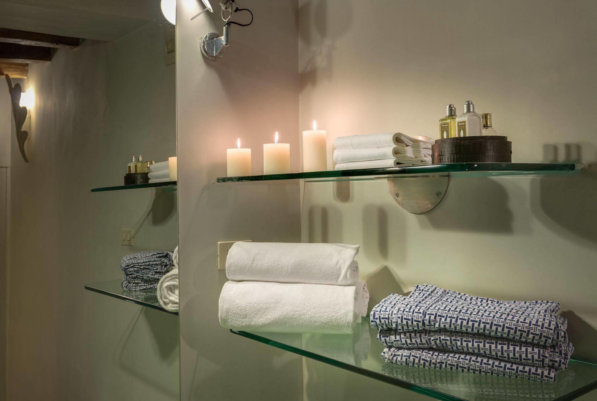 Guest house Casa Heberart Sistina 2*